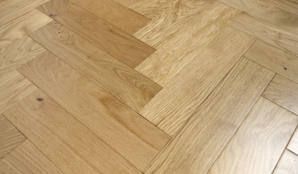 Timbercraft Herringbone Engineered Oak Parquet Flooring, Lacquered, 90x4x400 Mm image